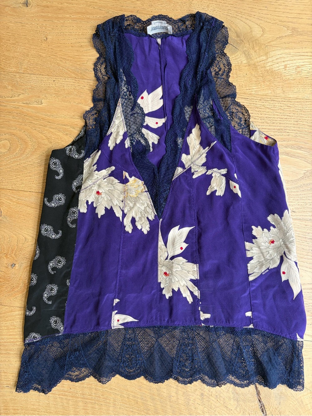 Zadig & Voltaire 100% Silk Lace-Trim Purple Floral Tank Top